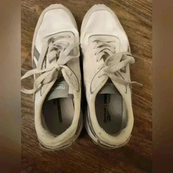 Reebok galaxy 10 ladies size 9 white sneakers - Picture 4 of 6